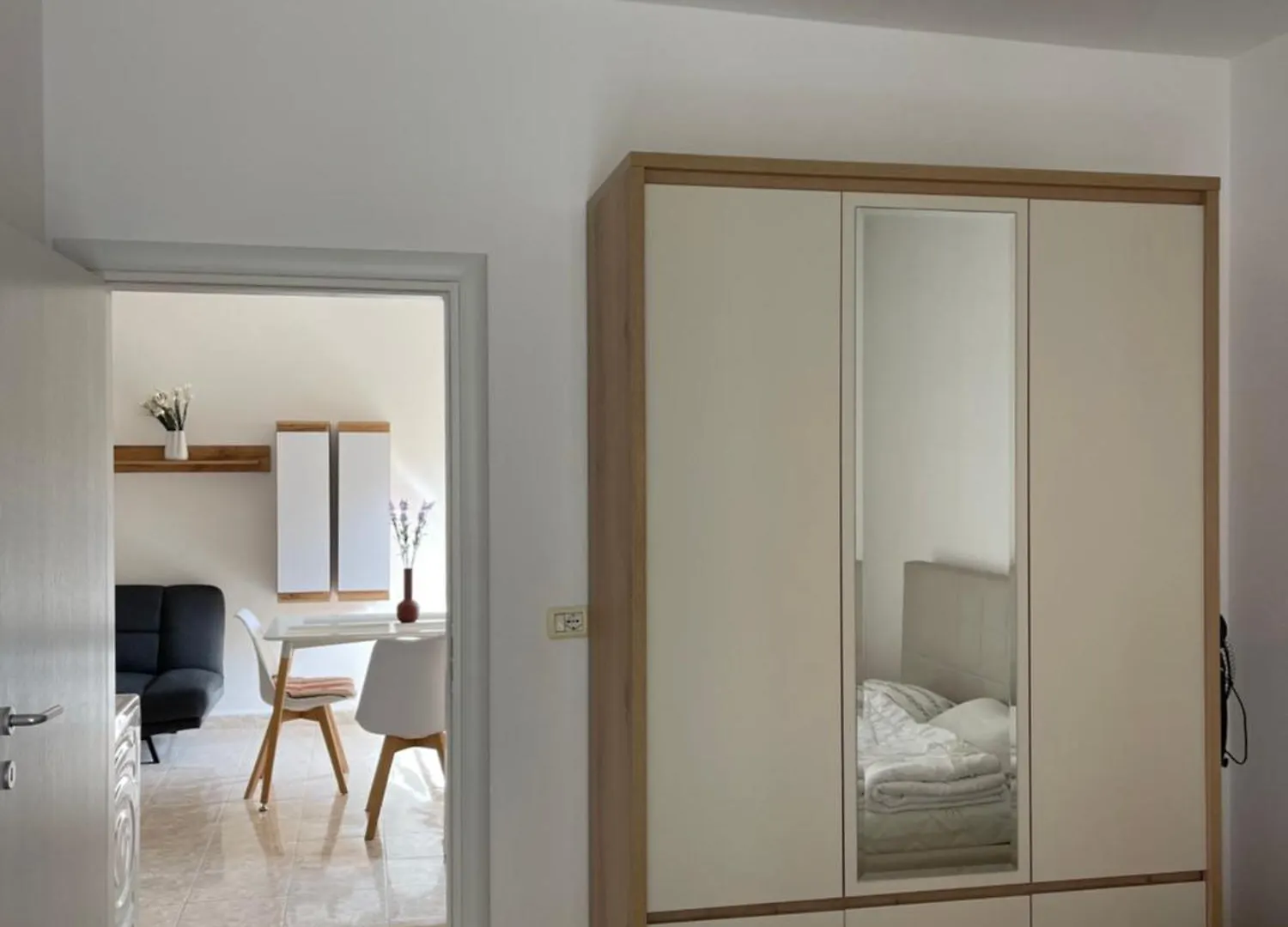 Apartment By The See Dıraç 0*,